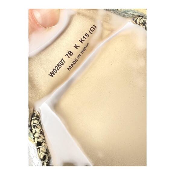 Cole Haan Grant Embossed Snakeskin Driving Moc Loafer Women size 7 - Picture 6 of 9